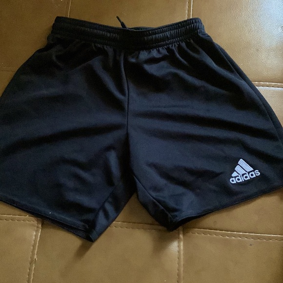 black adida shorts - Picture 1 of 1